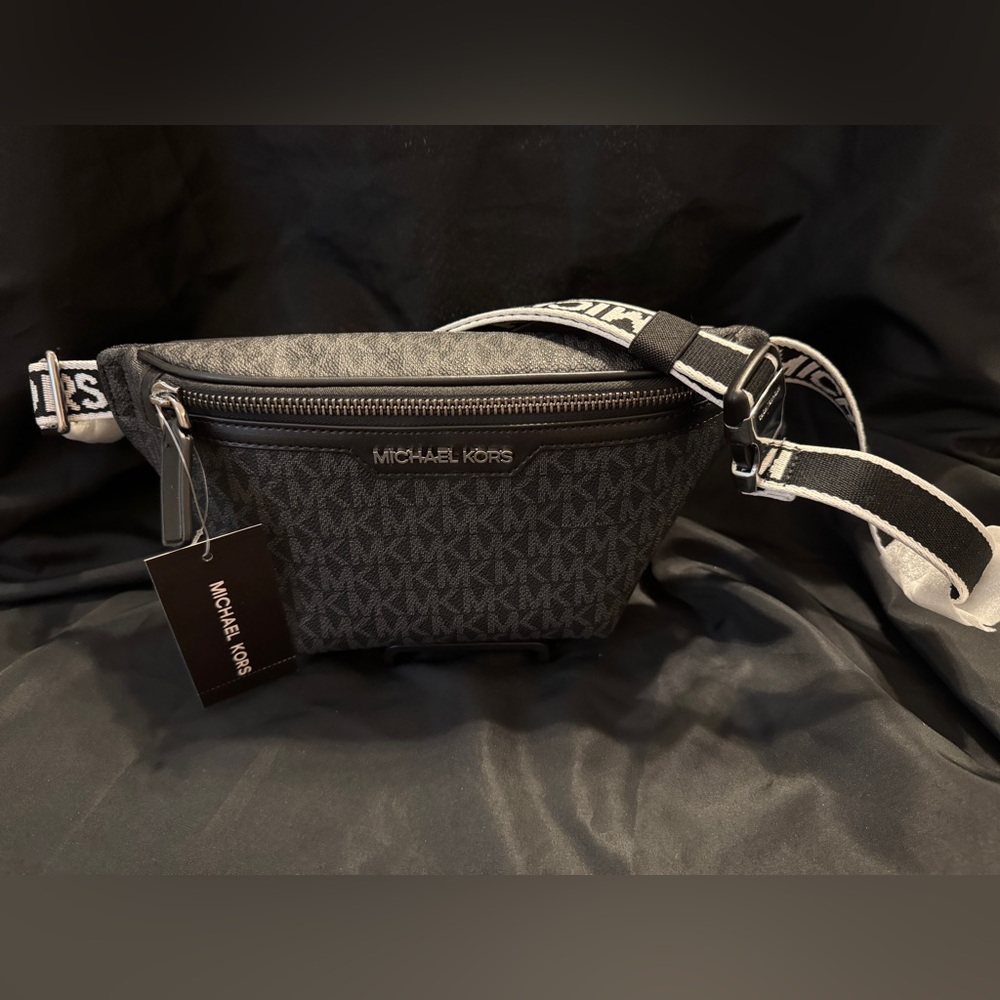 NWT Michael Kors Gray and Black Logo Belt Bag with Silver Hardware